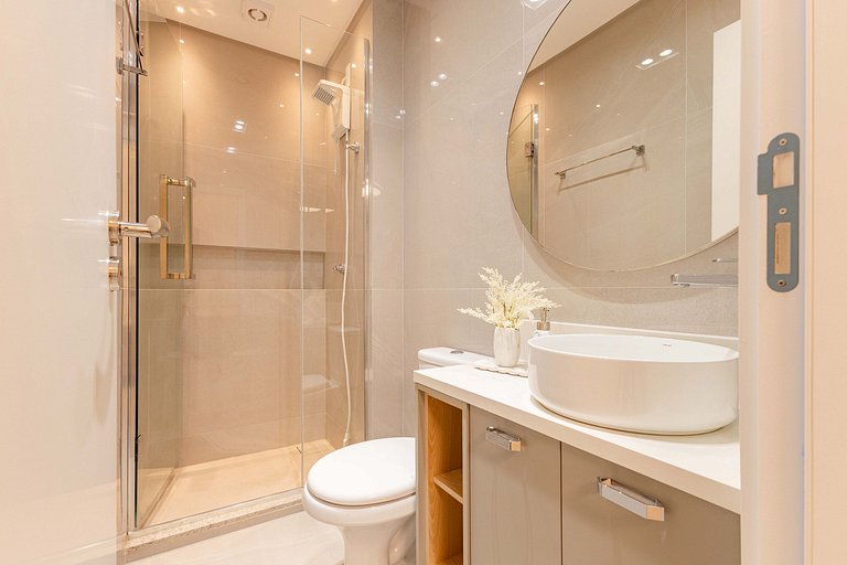 Elegante Loft a 250 Metros da Praia de Bombas