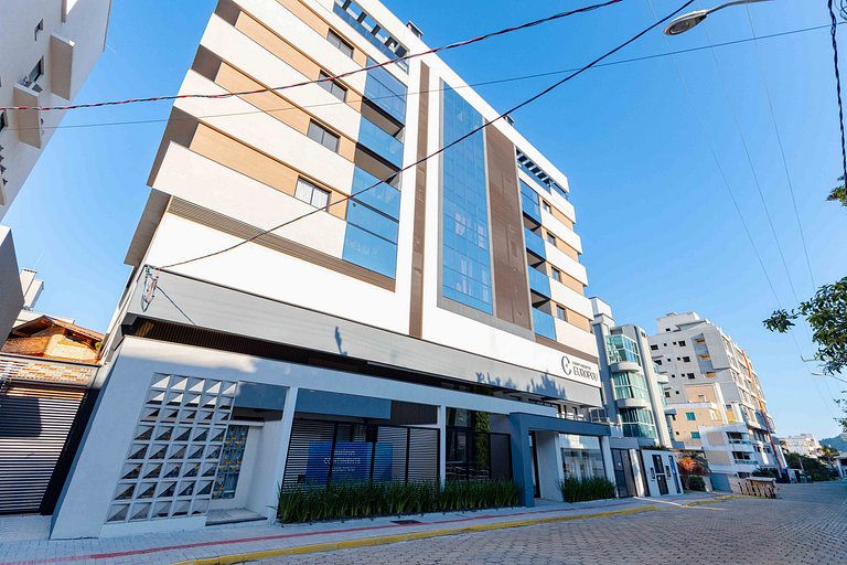 Elegante Loft a 250 Metros da Praia de Bombas