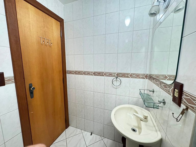 Apartamento a 100 Metros da Praia de Bombas