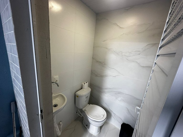 Exclusiva Casa Com Piscina, Em Bombas