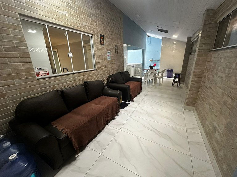 Exclusiva Casa Com Piscina, Em Bombas