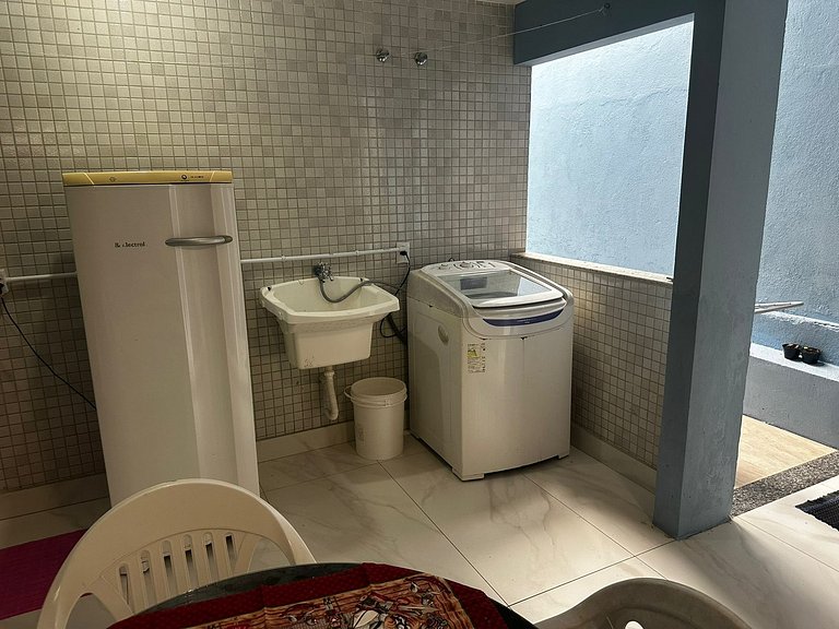 Exclusiva Casa Com Piscina, Em Bombas