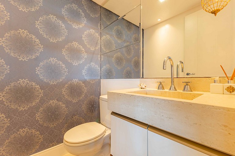 Exclusivo ático con jacuzzi privado en la playa de Bombinhas