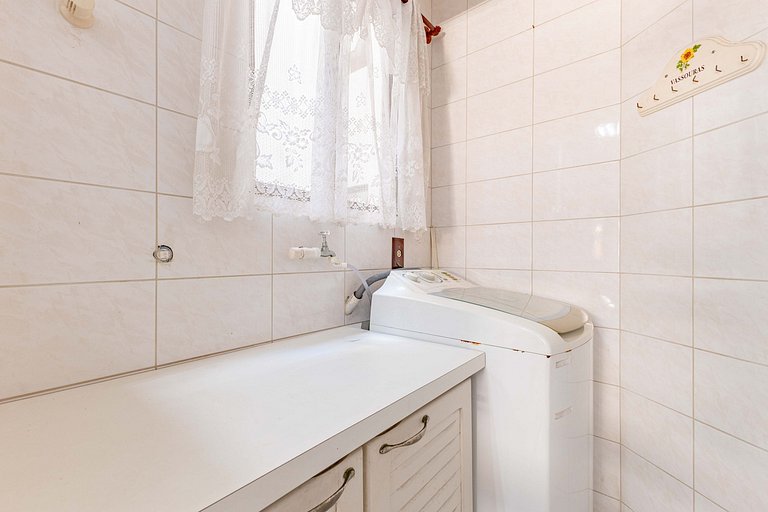 Apartamento a 70 Metros da Praia de Bombas