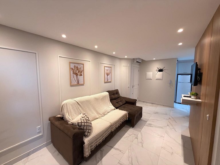 Apto em Condominio com Piscina Climatizada