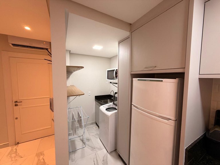 Apto em Condominio com Piscina Climatizada