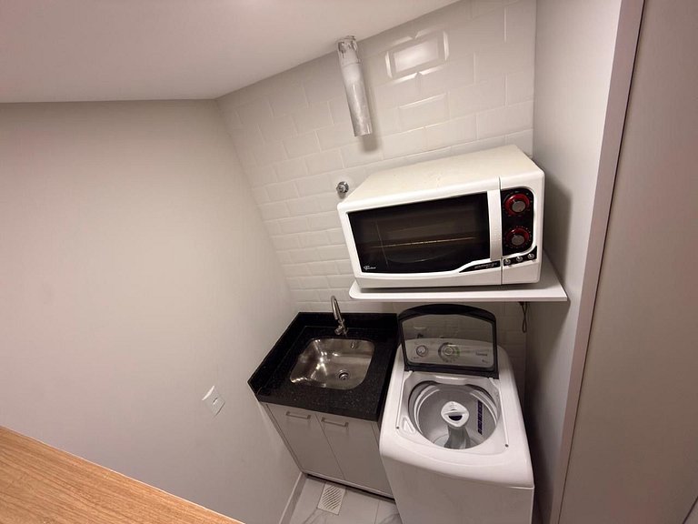 Apto em Condominio com Piscina Climatizada