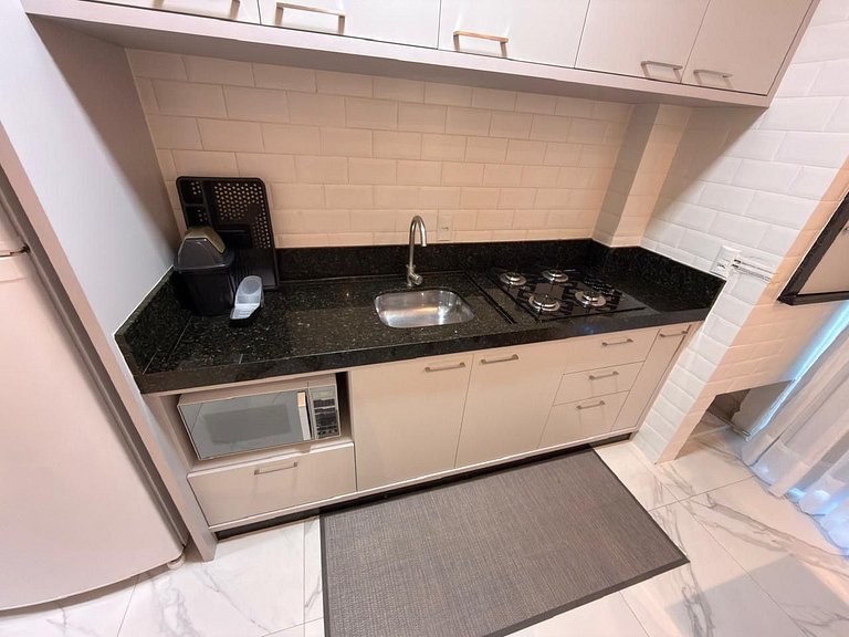Apto em Condominio com Piscina Climatizada