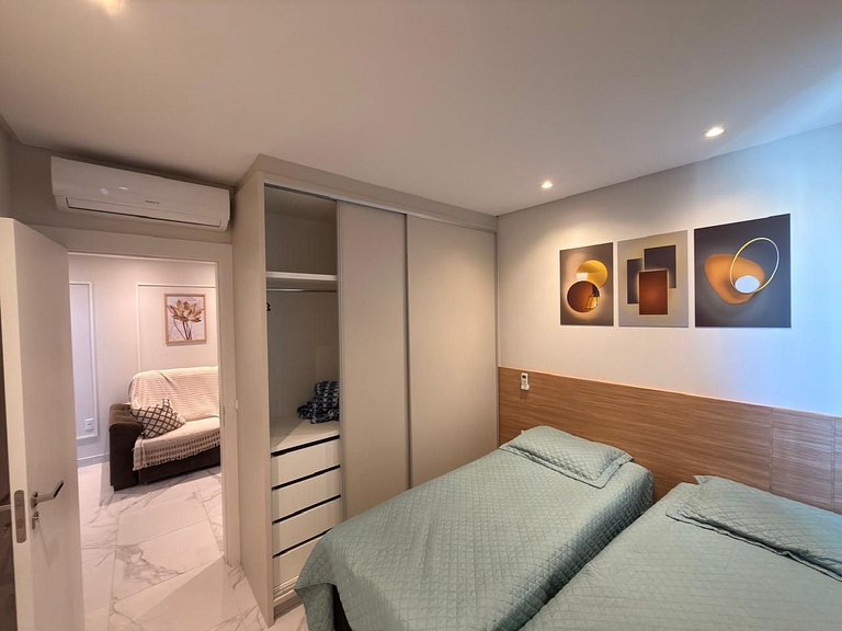 Apto em Condominio com Piscina Climatizada